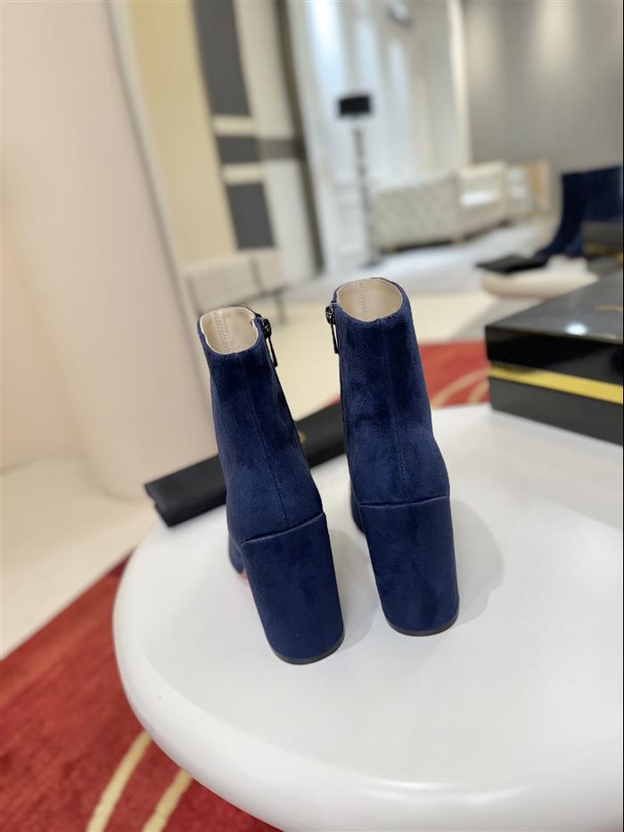 2025112818816916 380